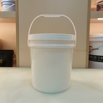 Food Grade 5 Gallon Plastic White Buckets With Lids Stackable Recyclable