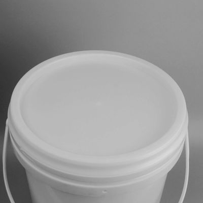 Recyclable 5 Gallon Food Grade Buckets With Snap On LidS
