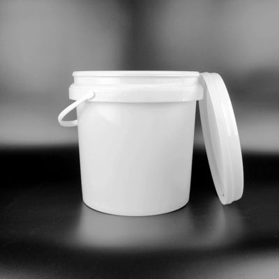 High Heat Resistant 20l Plastic Oil Bucket With Smooth Surface