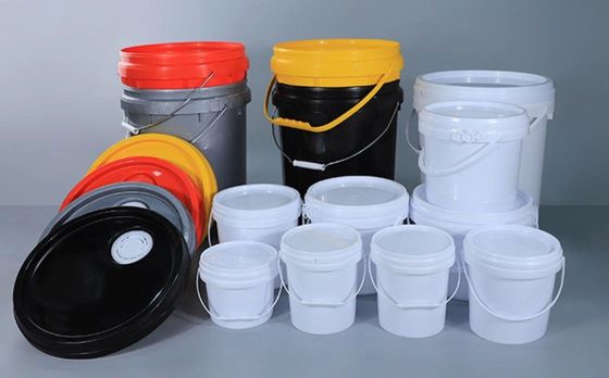 Round Small Plastic Beach Pails Red Plastic Sand Buckets Non Toxic