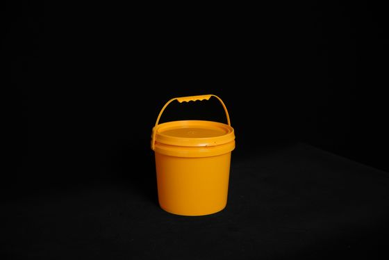 Round Commercial Food Grade Plastic Pails With Snap On Lids