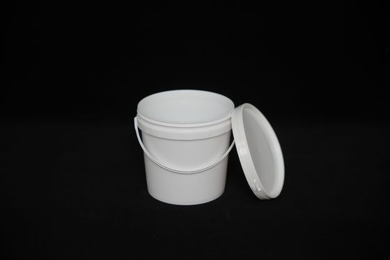 Metal Handled Food Grade Plastic Buckets For Safe Freezer Storage In White / Other Colors