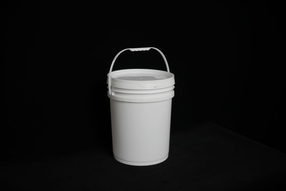PP Round Fertilizer Bucket With Corrosion Protection Sturdy Handle Easy Cleaning